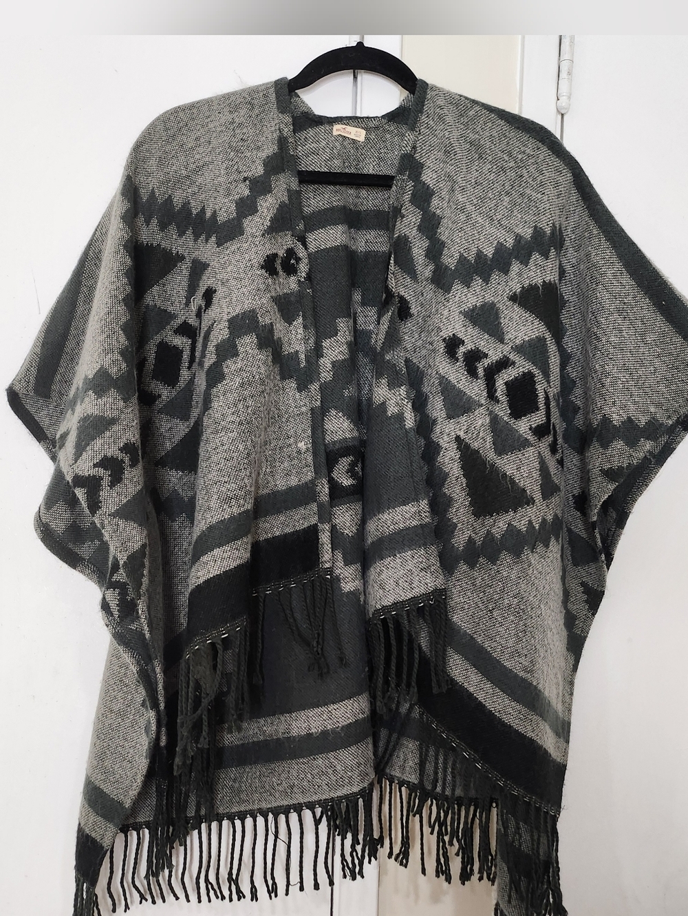 Hollister Aztec Print Poncho